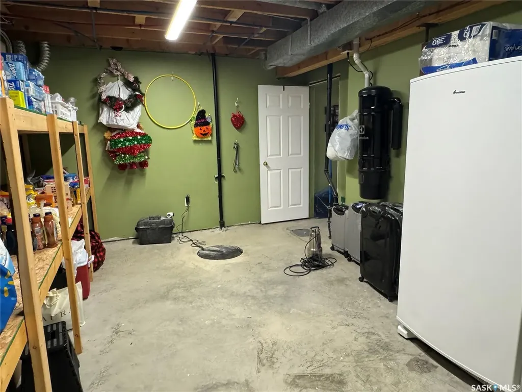 1504 Studer Street La Ronge SK S0J 1L0