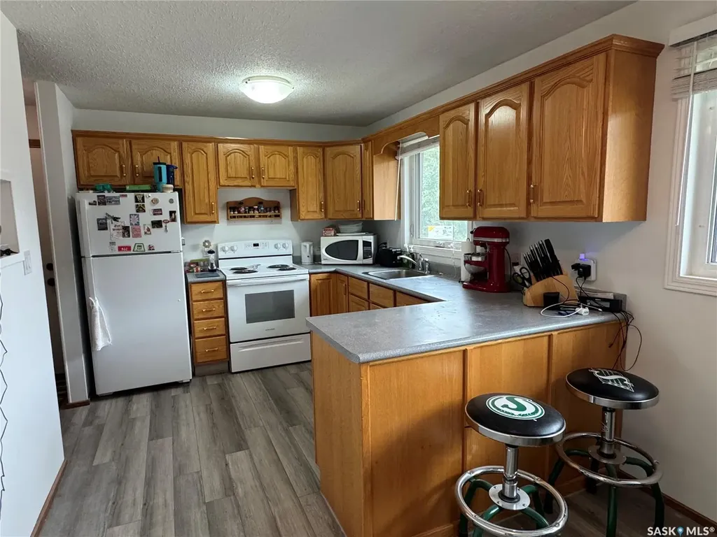 1504 Studer Street La Ronge SK S0J 1L0