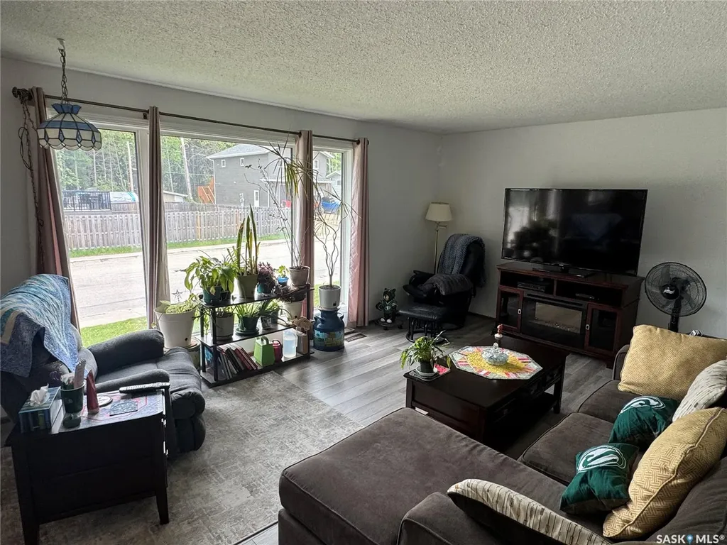 1504 Studer Street La Ronge SK S0J 1L0