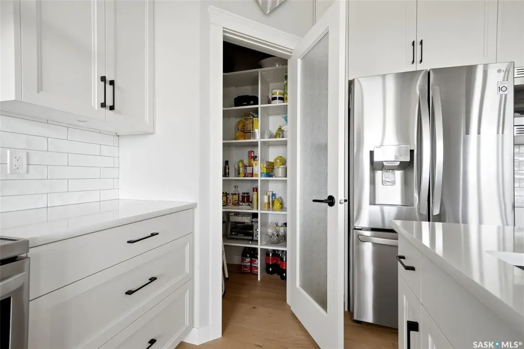 408 Hillside Drive Pilot Butte SK S0G 3Z0
