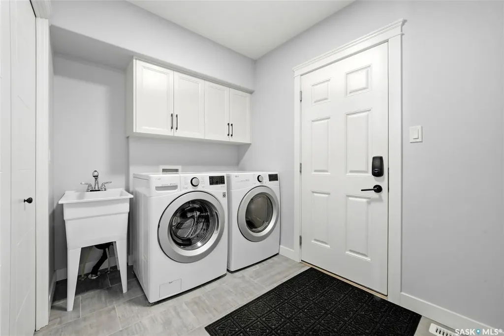 408 Hillside Drive Pilot Butte SK S0G 3Z0