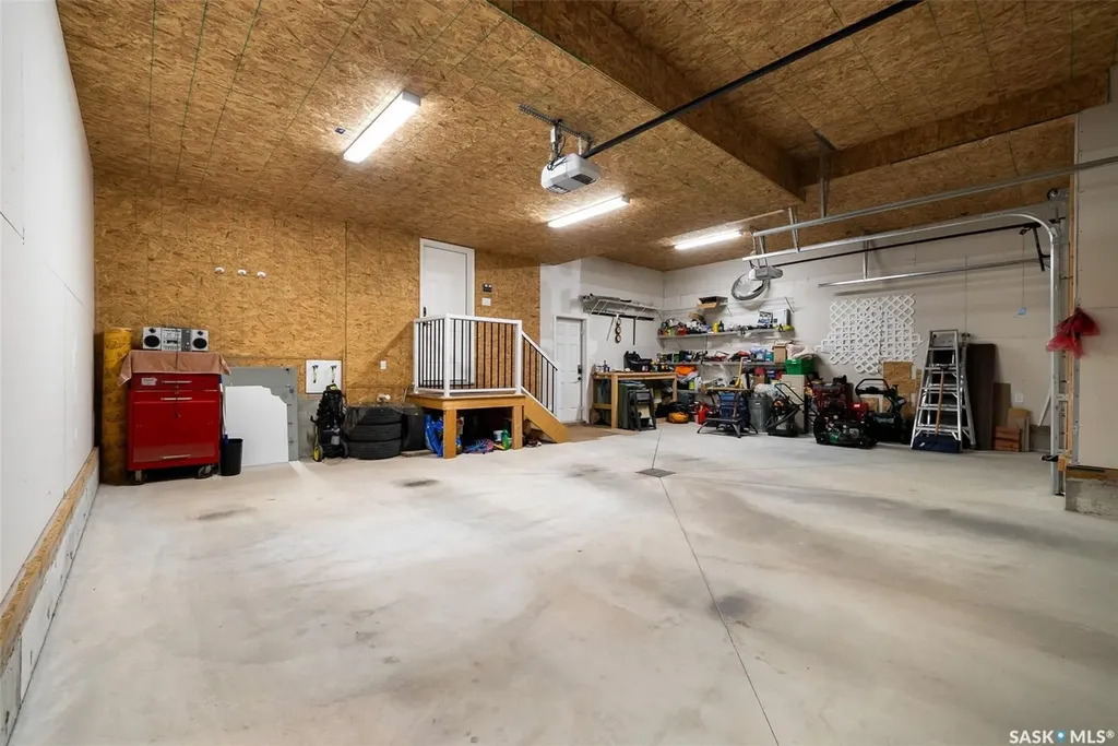 408 Hillside Drive Pilot Butte SK S0G 3Z0