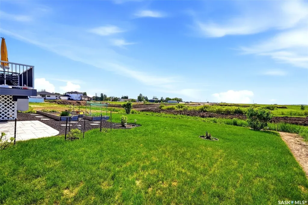 408 Hillside Drive Pilot Butte SK S0G 3Z0