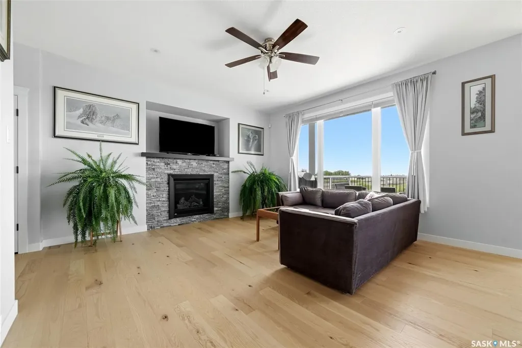 408 Hillside Drive Pilot Butte SK S0G 3Z0