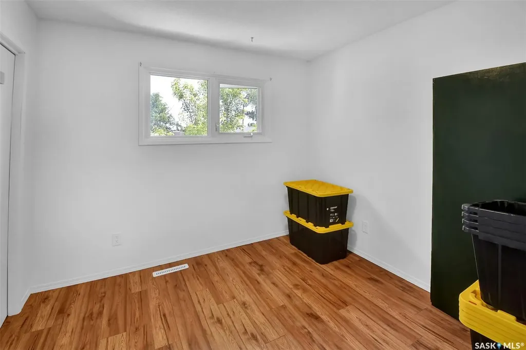 1882 Easthill Saskatoon SK S7J 3C3