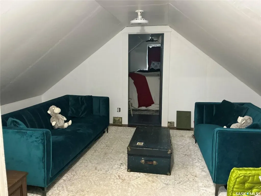 325 Centre Street Coronach SK S0H 0Z0