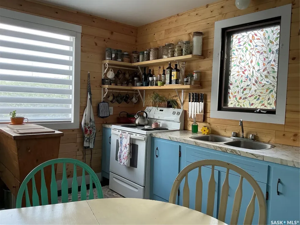 325 Centre Street Coronach SK S0H 0Z0