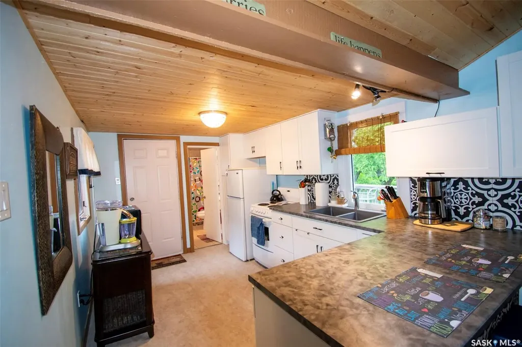 106 Nicoll Avenue Regina Beach SK S0G 4C0
