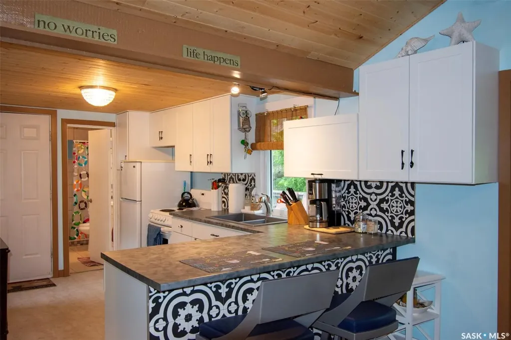 106 Nicoll Avenue Regina Beach SK S0G 4C0