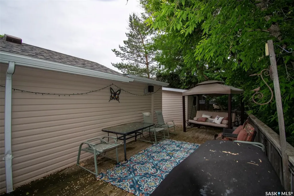 106 Nicoll Avenue Regina Beach SK S0G 4C0