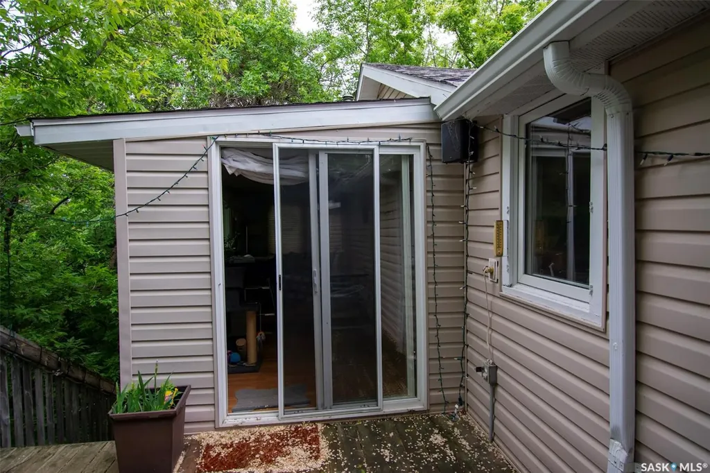 106 Nicoll Avenue Regina Beach SK S0G 4C0