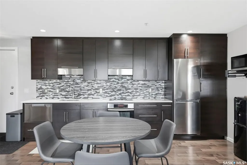 230 Slimmon Road Saskatoon SK S7V 0B3