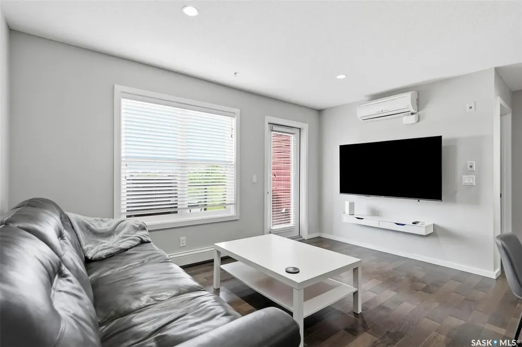 230 Slimmon Road Saskatoon SK S7V 0B3