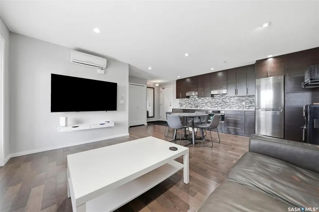 230 Slimmon Road Saskatoon SK S7V 0B3