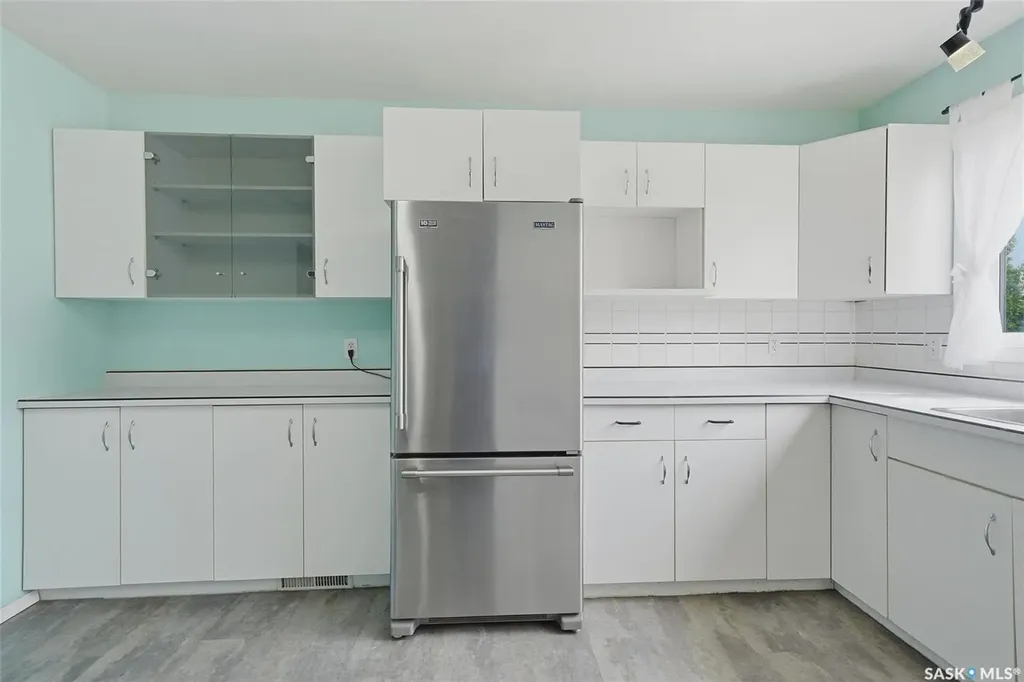 3009A 33rd Street W Saskatoon SK S7L 0X8