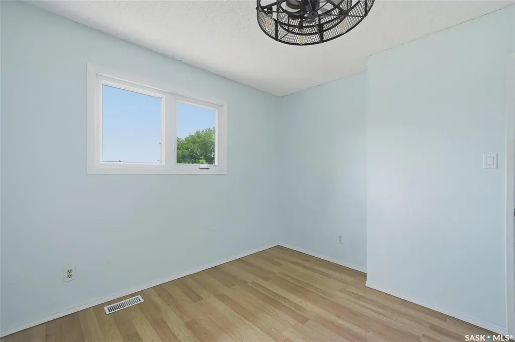 3009A 33rd Street W Saskatoon SK S7L 0X8