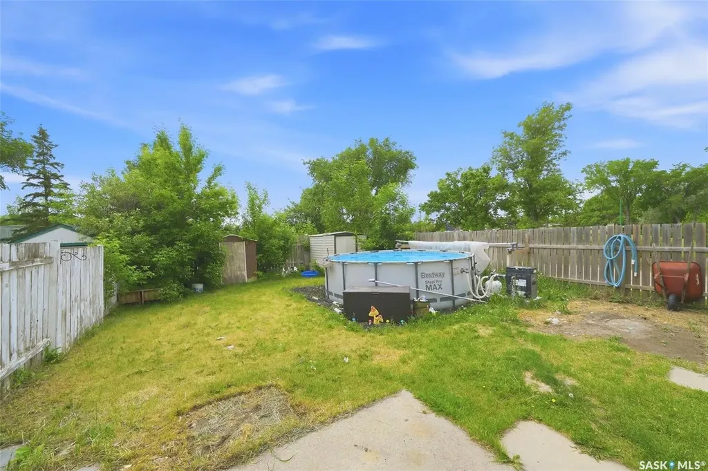 3009A 33rd Street W Saskatoon SK S7L 0X8