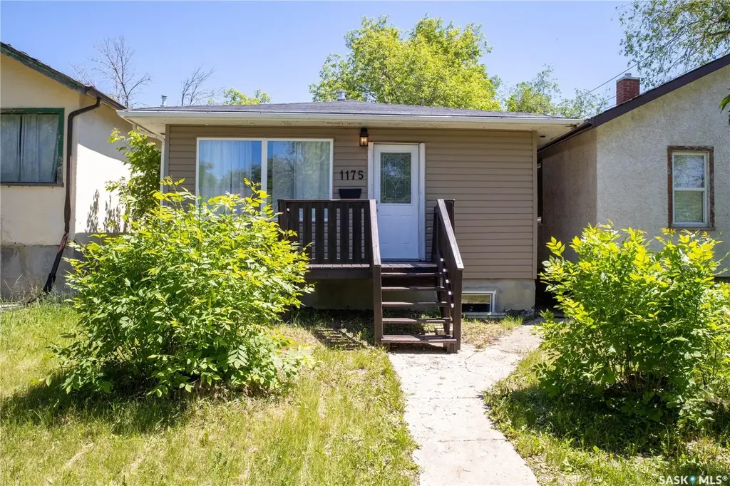 1175 Queen Street Regina SK S4T 4B3
