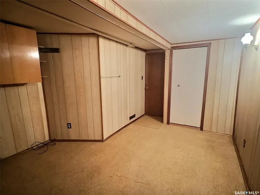 609 Henry Street Estevan SK S4A 2B7