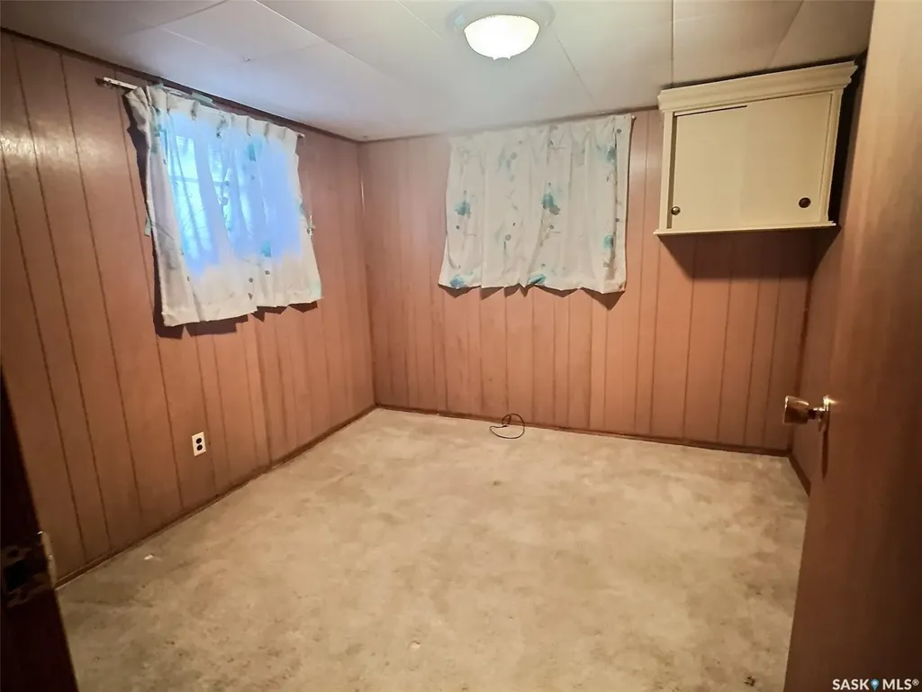 609 Henry Street Estevan SK S4A 2B7