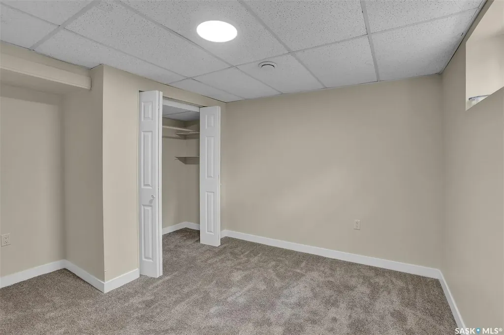 12 Birchwood Road Regina SK S4S 5N2