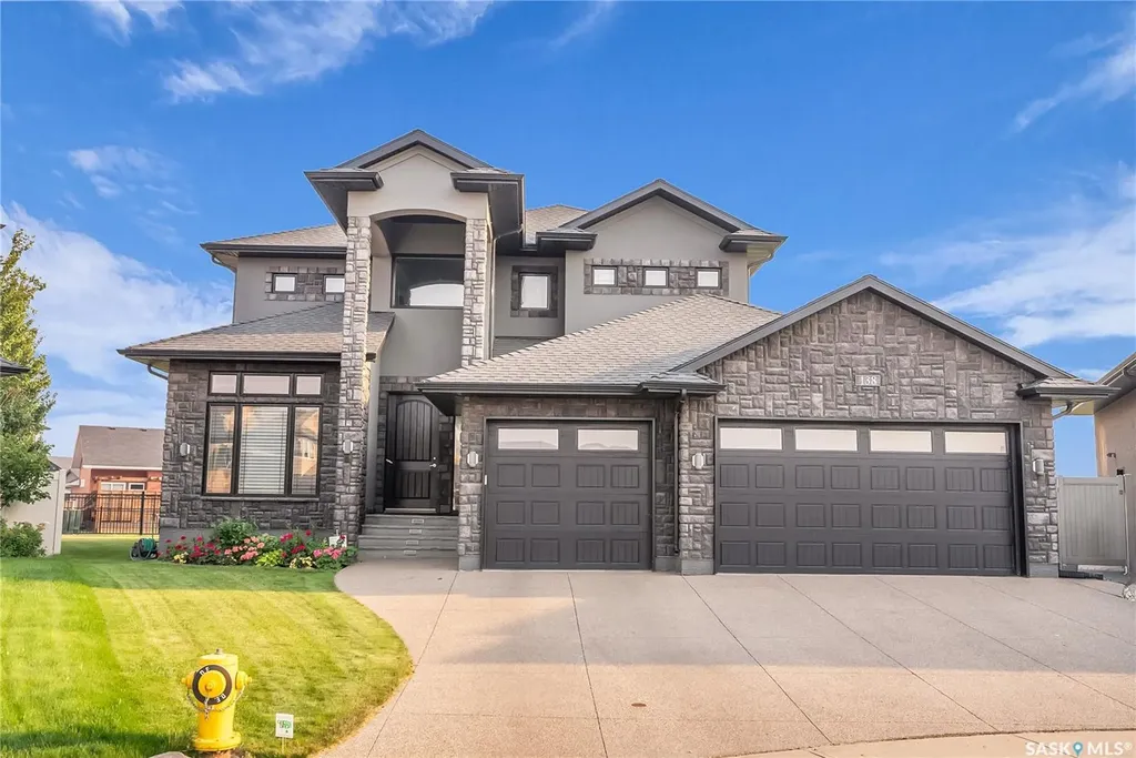 138 Flegel Court Saskatoon SK S7V 0B9
