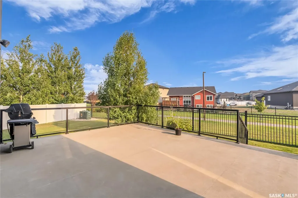 138 Flegel Court Saskatoon SK S7V 0B9