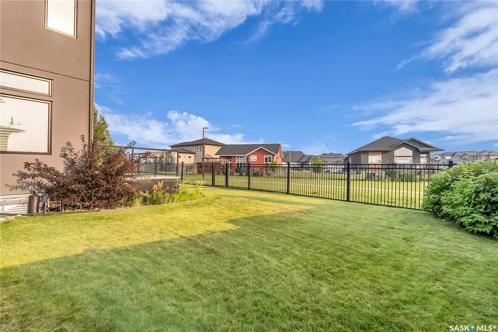138 Flegel Court Saskatoon SK S7V 0B9