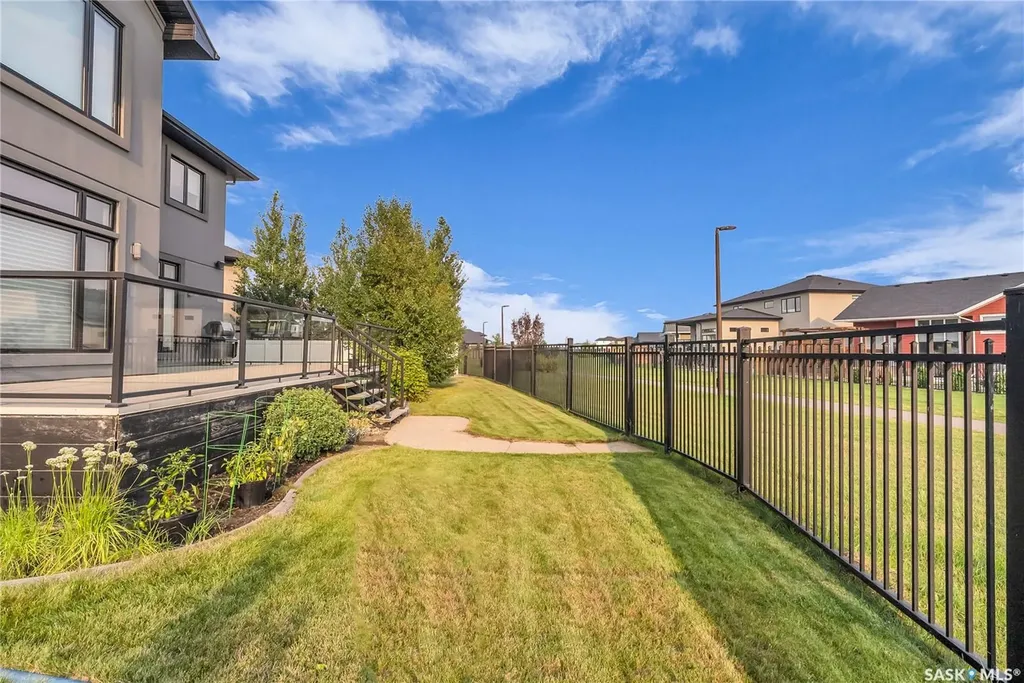 138 Flegel Court Saskatoon SK S7V 0B9