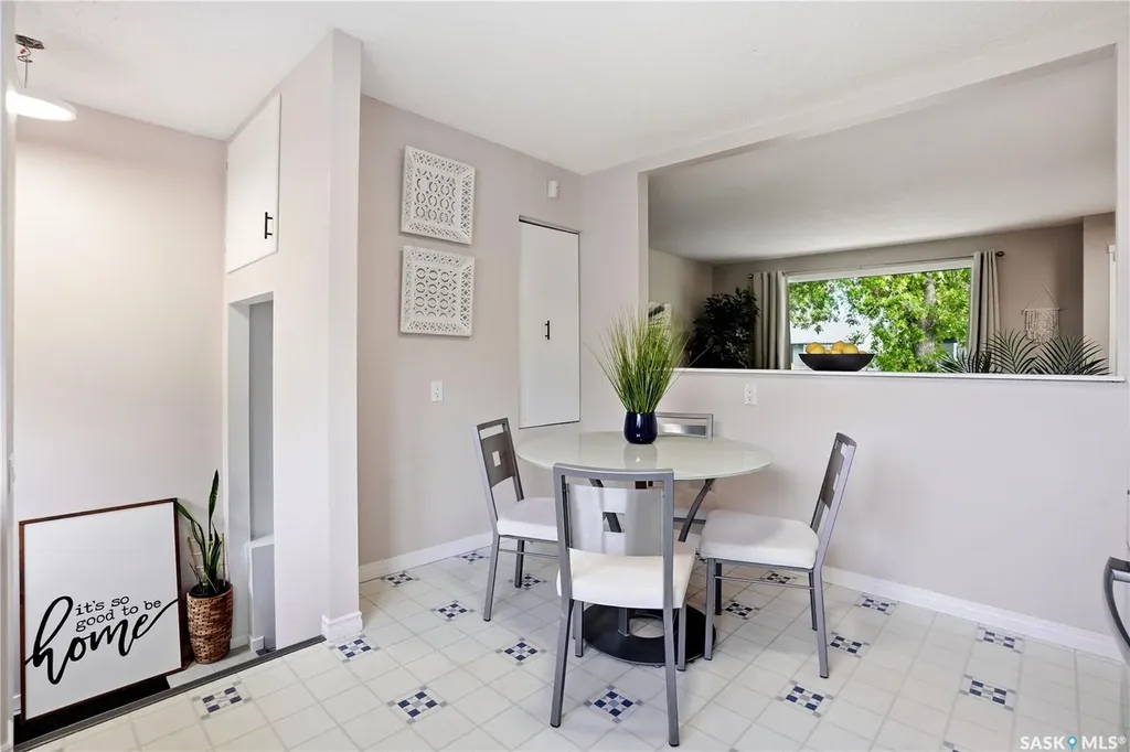 30 Straub Crescent Regina SK S4T 6S6