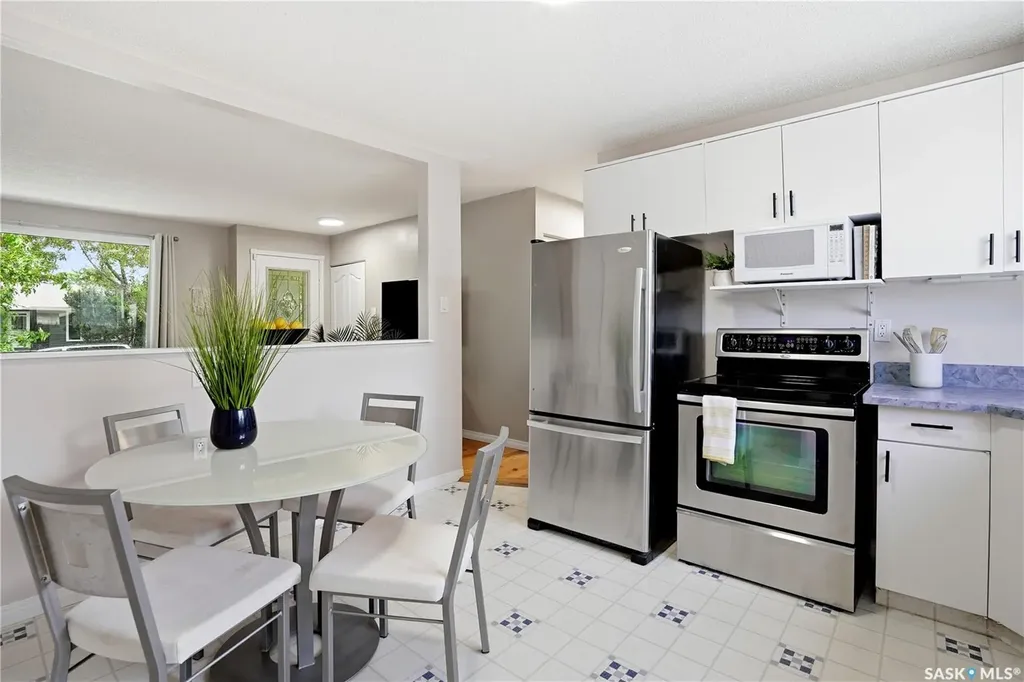 30 Straub Crescent Regina SK S4T 6S6