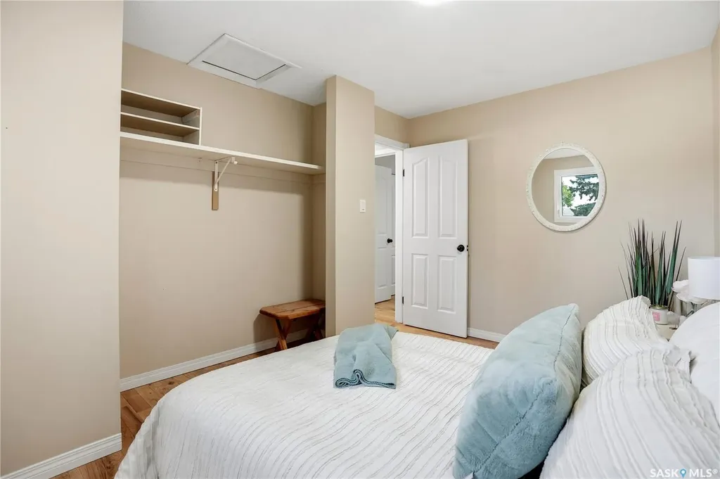 30 Straub Crescent Regina SK S4T 6S6