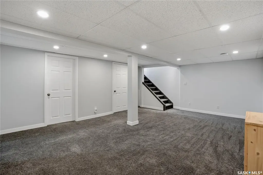 30 Straub Crescent Regina SK S4T 6S6
