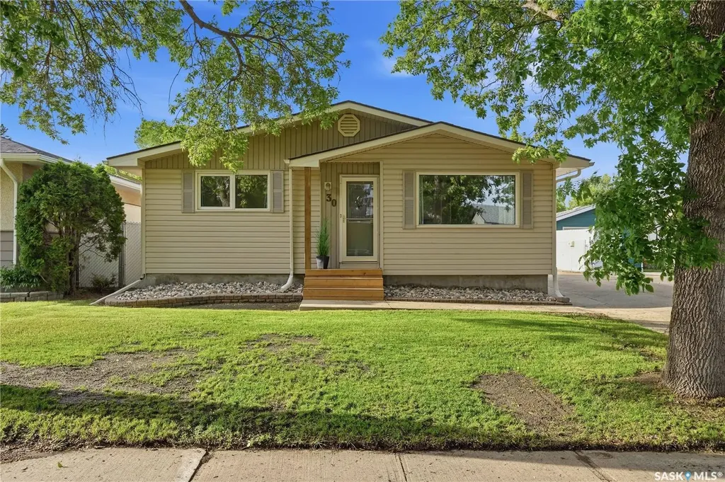 30 Straub Crescent Regina SK S4T 6S6
