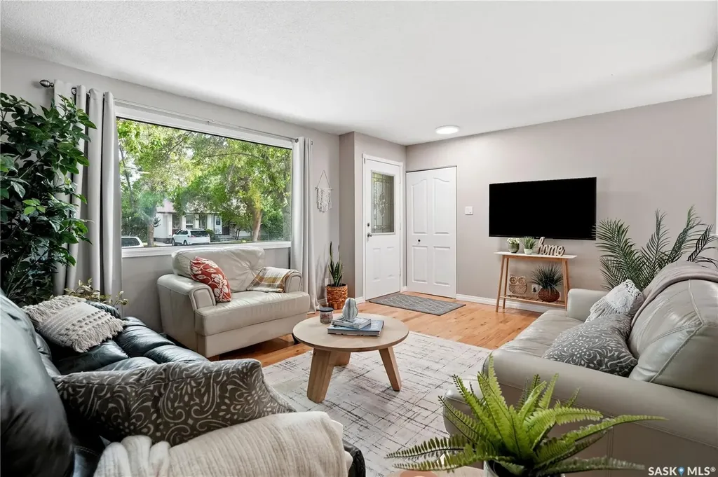 30 Straub Crescent Regina SK S4T 6S6