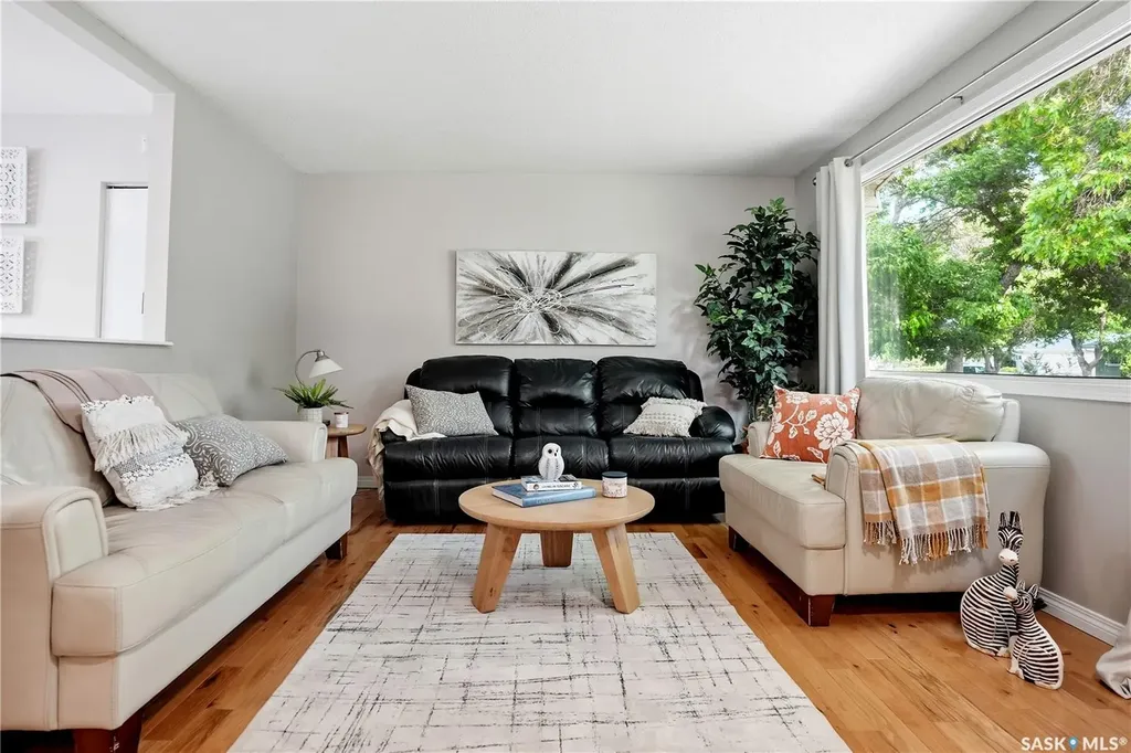 30 Straub Crescent Regina SK S4T 6S6