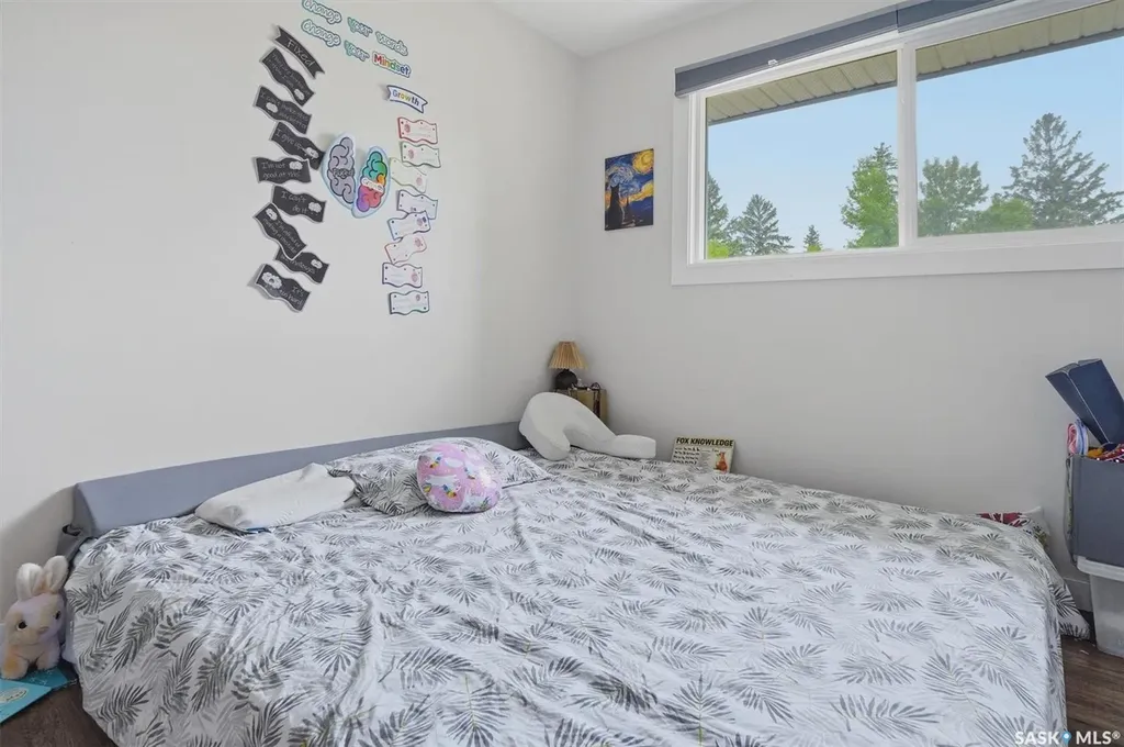 2005 Cumberland Avenue S Saskatoon SK S7J 1Y9