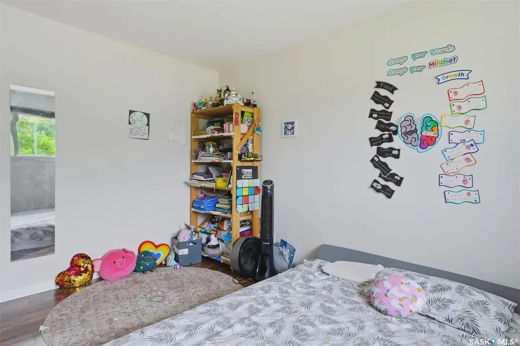 2005 Cumberland Avenue S Saskatoon SK S7J 1Y9