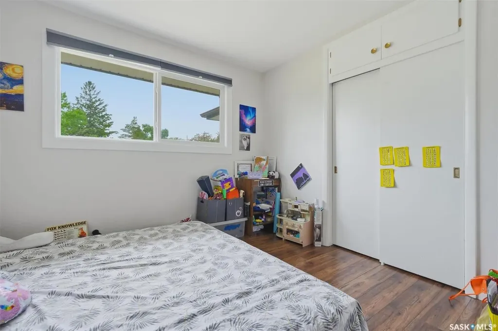 2005 Cumberland Avenue S Saskatoon SK S7J 1Y9
