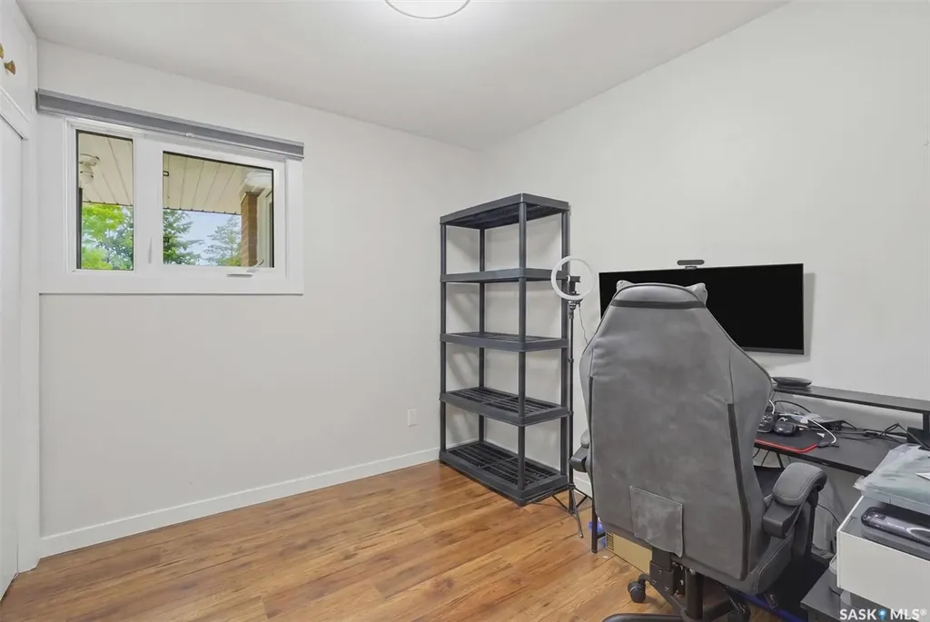 2005 Cumberland Avenue S Saskatoon SK S7J 1Y9