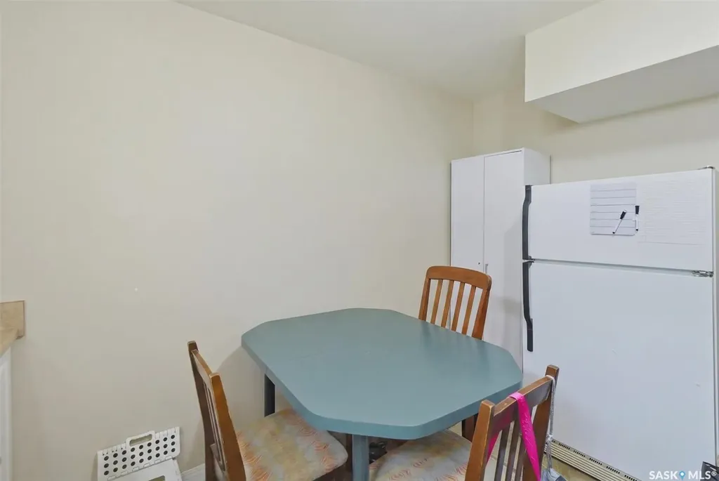 2005 Cumberland Avenue S Saskatoon SK S7J 1Y9