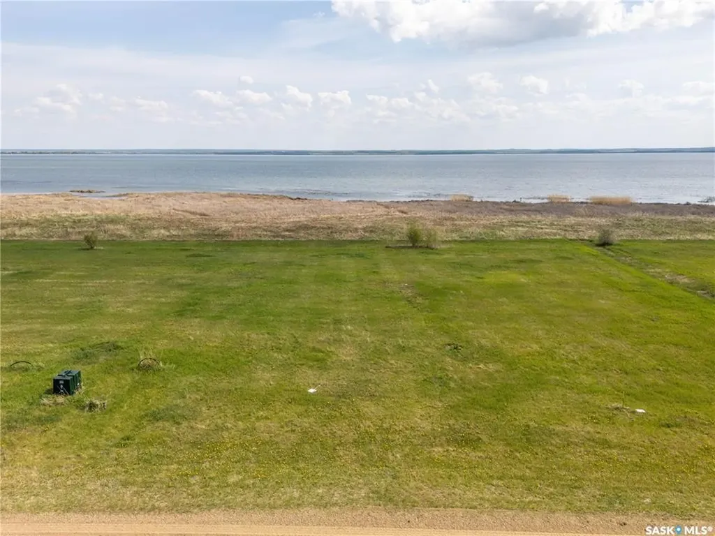 810 Lakeshore Drive Meota SK S0M 1X0