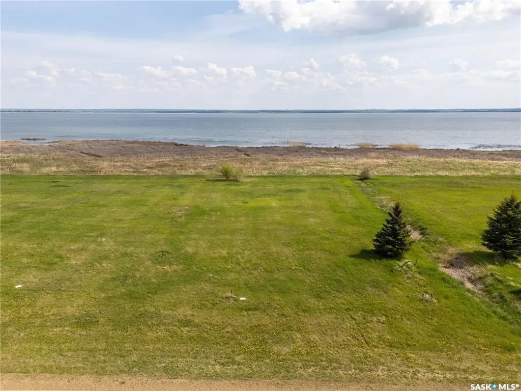 800 Lakeshore Drive Meota SK S0M 1X0