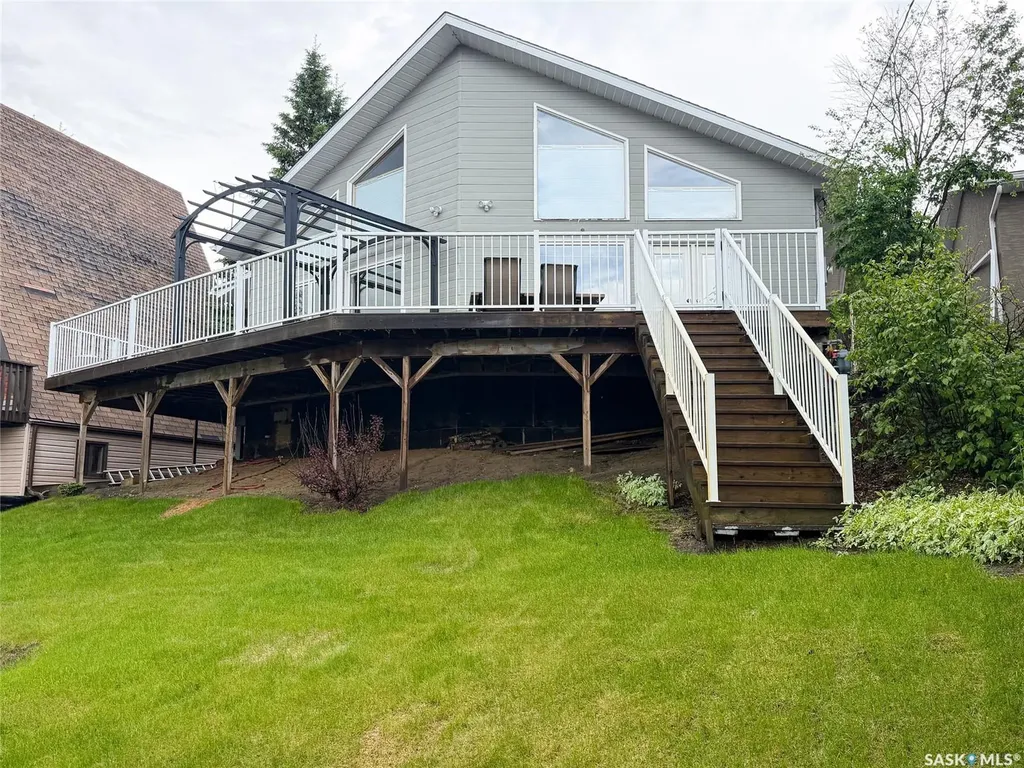 114 2nd Avenue Loon Lake SK S0M 0C1