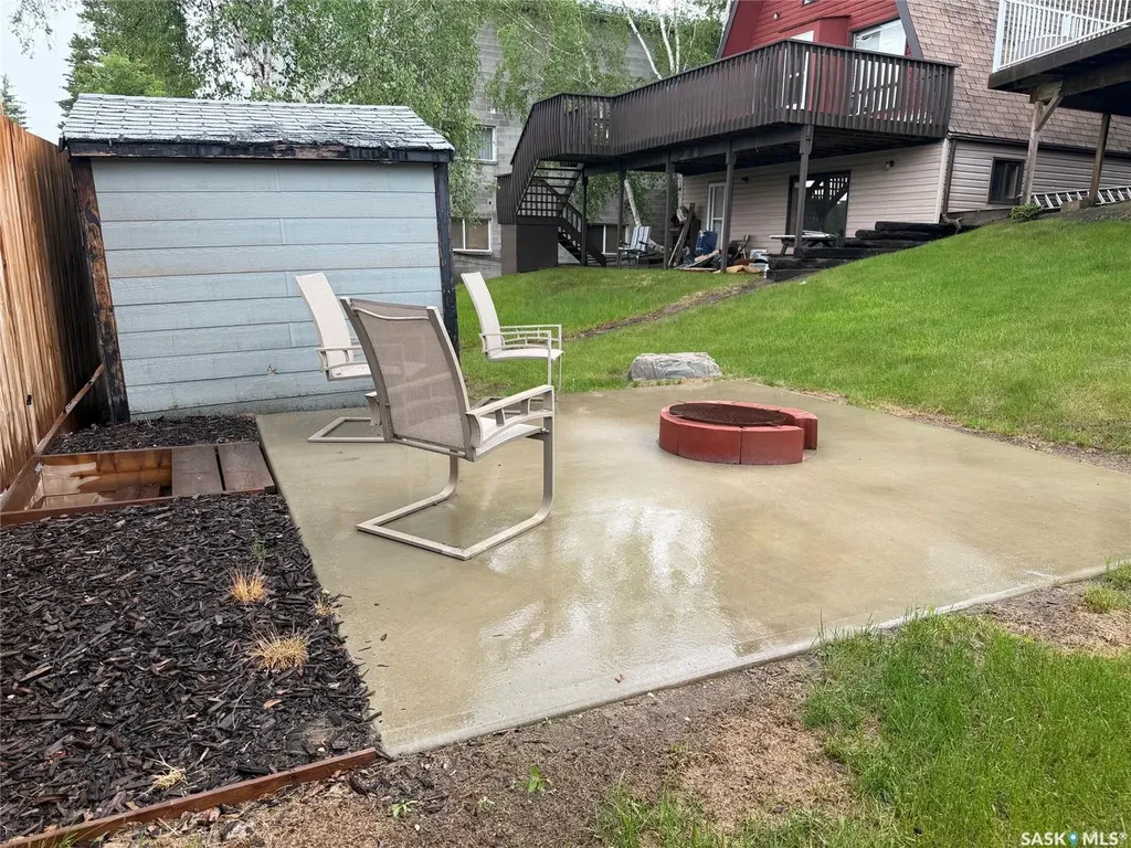 114 2nd Avenue Loon Lake SK S0M 0C1