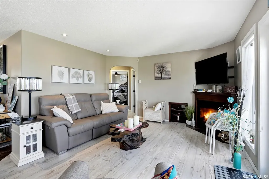380 Carter Crescent Cochin SK S0M 0L0