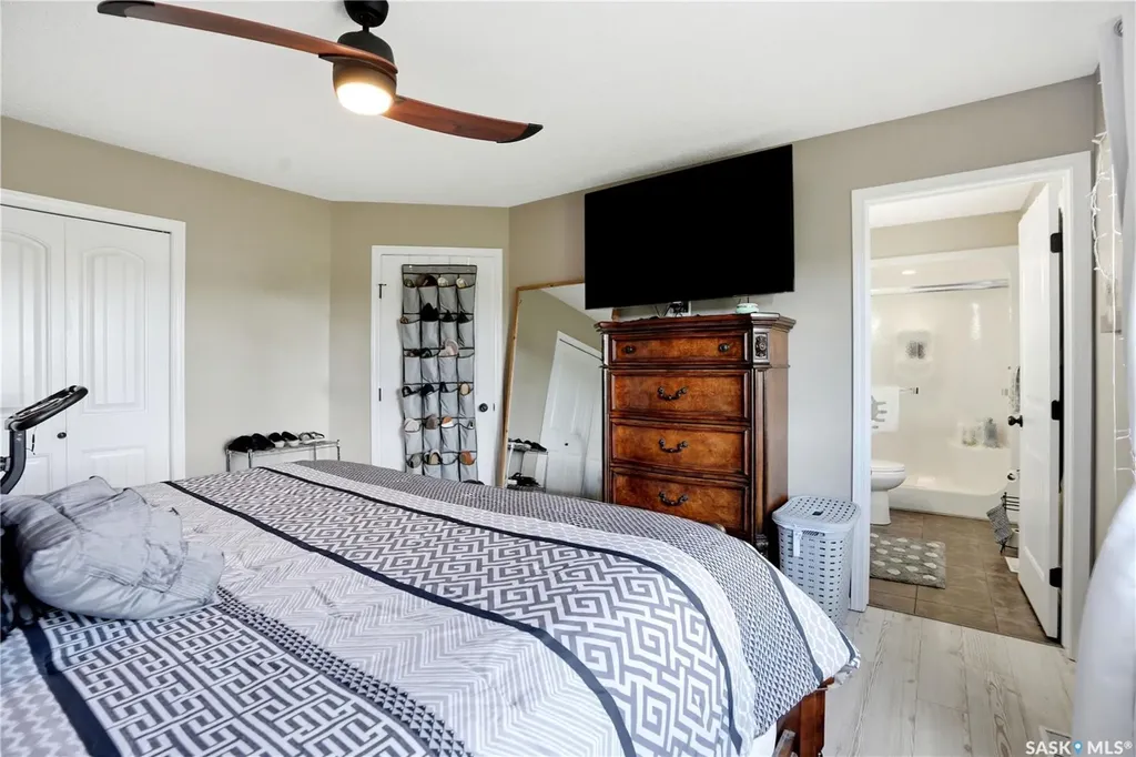 380 Carter Crescent Cochin SK S0M 0L0