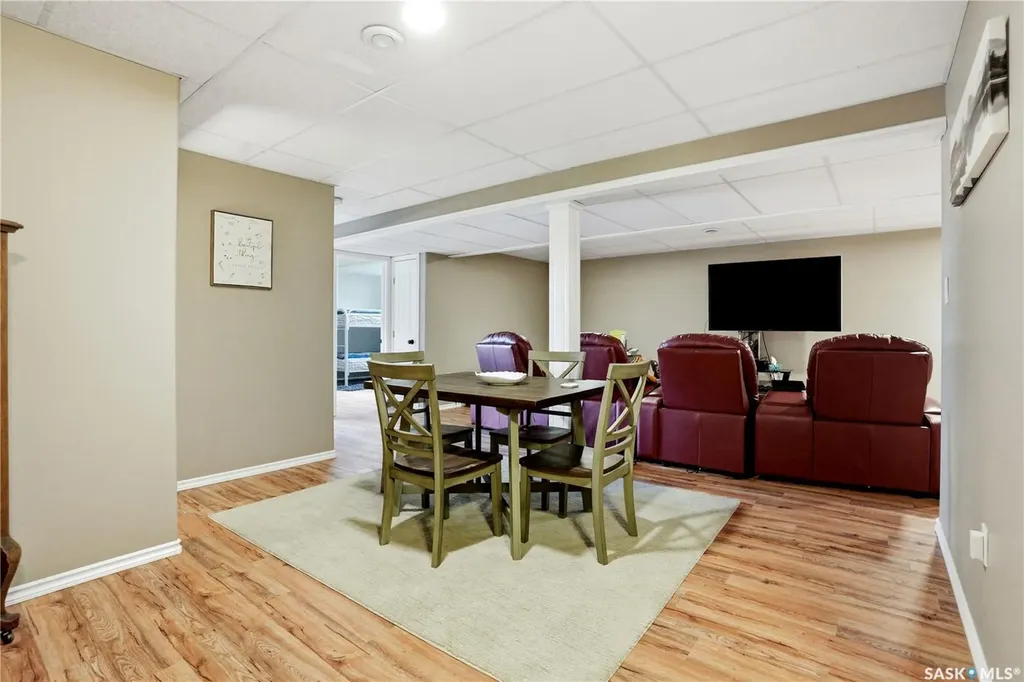 380 Carter Crescent Cochin SK S0M 0L0