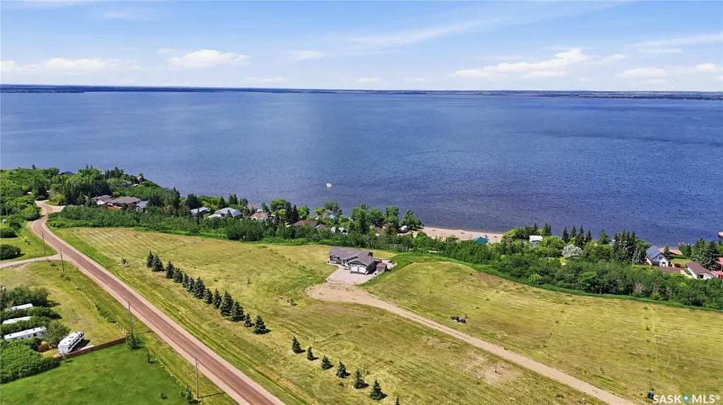 380 Carter Crescent Cochin SK S0M 0L0