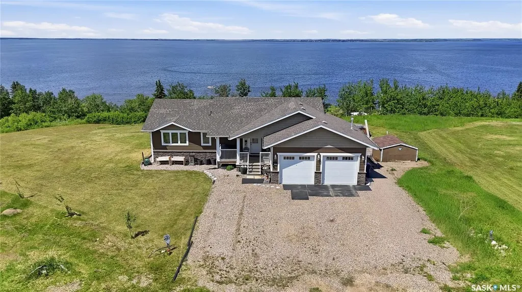 380 Carter Crescent Cochin SK S0M 0L0